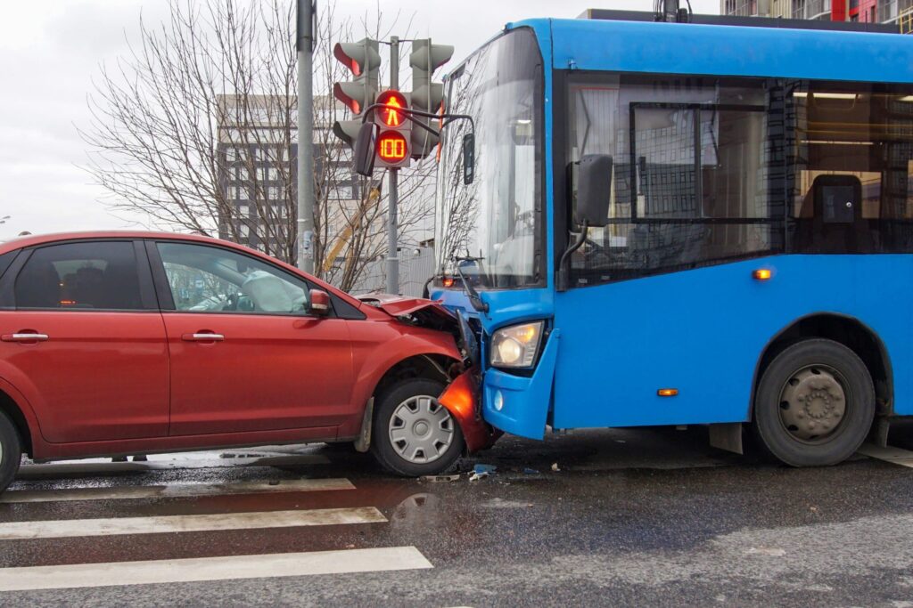 Frontal,Collision,Of,A,Car,And,A,Bus.,Head on,Collision